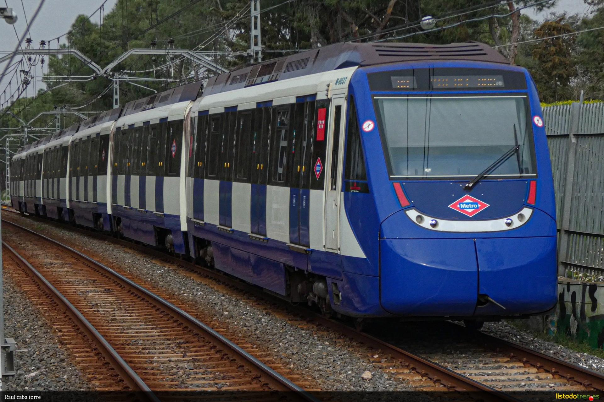 9037 en Batán L10.