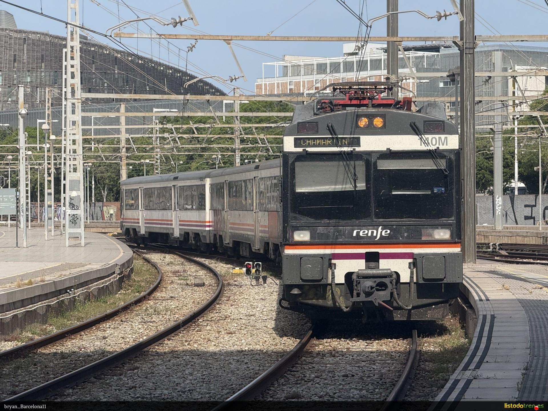 470 entrando en estación de Francia vía 13